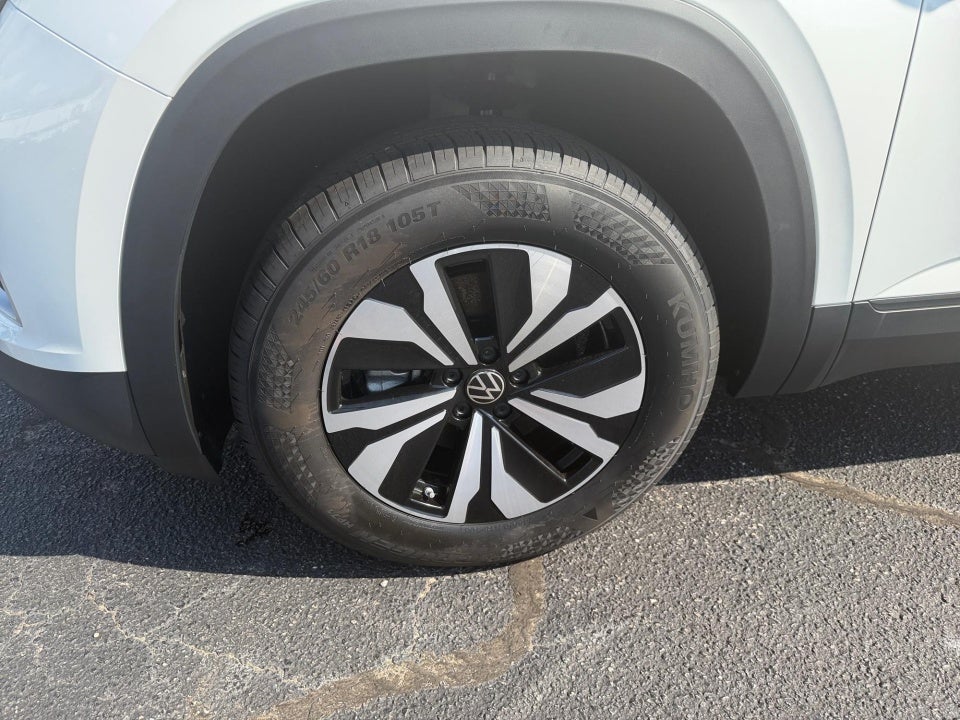 2026 Volkswagen Atlas 2.0T SE