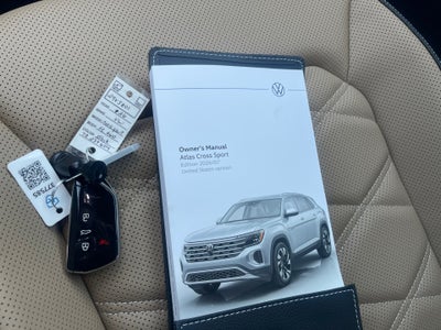 2026 Volkswagen Atlas Cross Sport 2.0T SE