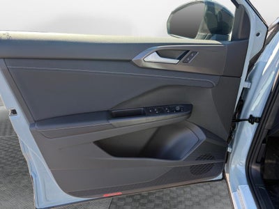 2027 Volkswagen Taos SE Black