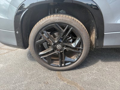 2025 Volkswagen Tiguan 2.0T SE R-Line Black