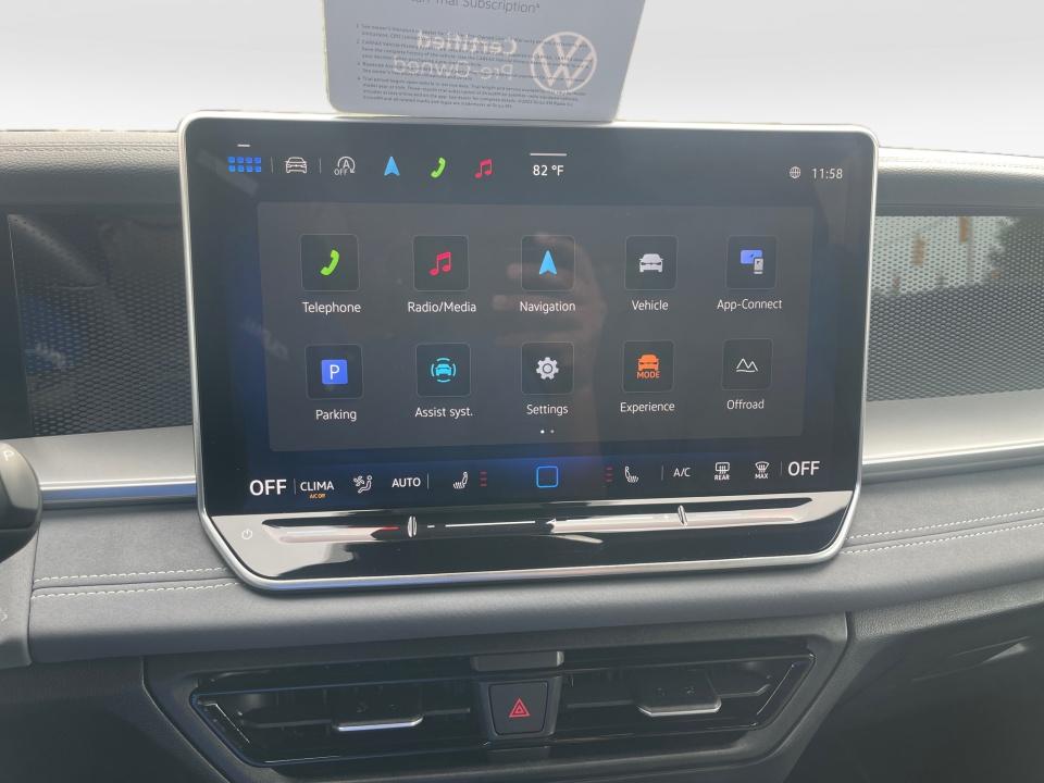 2025 Volkswagen Tiguan SE R-Line Black