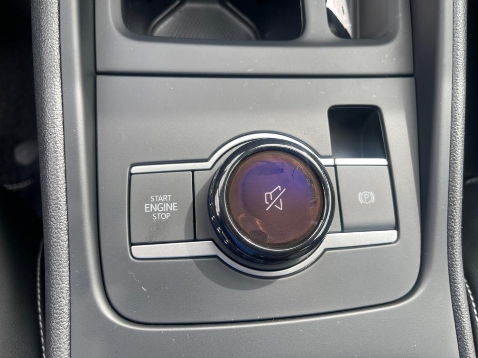 2025 Volkswagen Tiguan SE R-Line Black