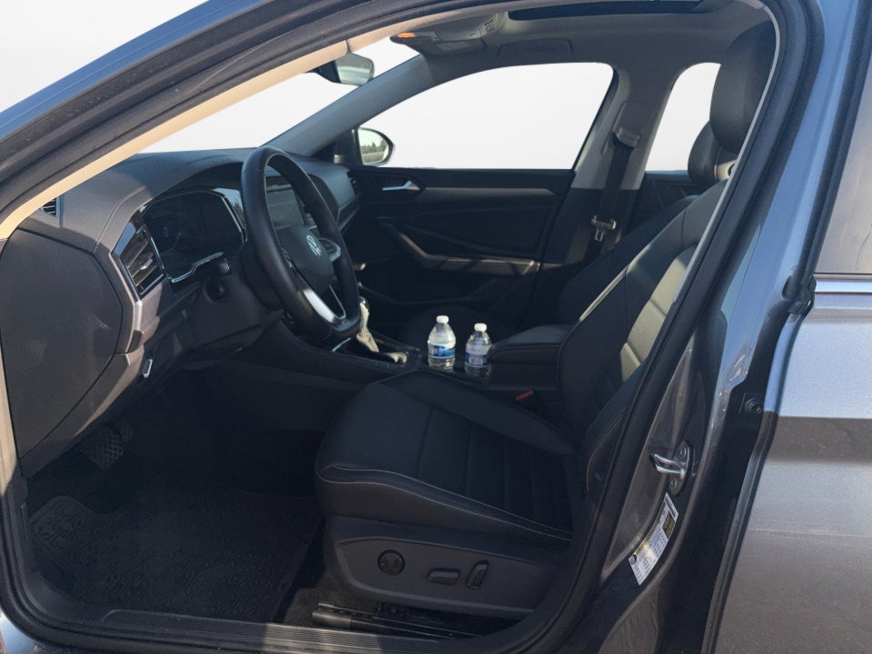 2023 Volkswagen Jetta 1.5T SE
