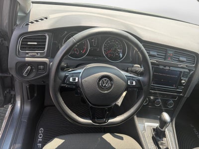 2018 Volkswagen Golf SportWagen S