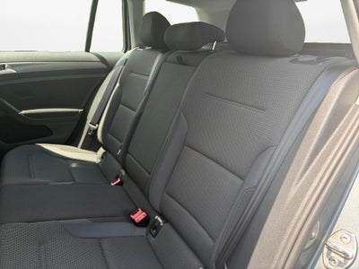2018 Volkswagen Golf SportWagen S