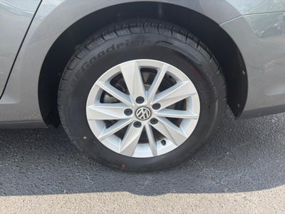 2018 Volkswagen Golf SportWagen S