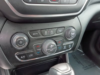 2023 Jeep Cherokee Altitude Lux 4x4