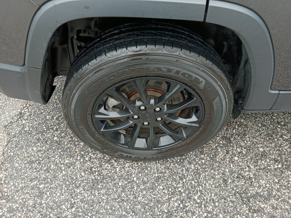 2023 Jeep Cherokee Altitude Lux 4x4