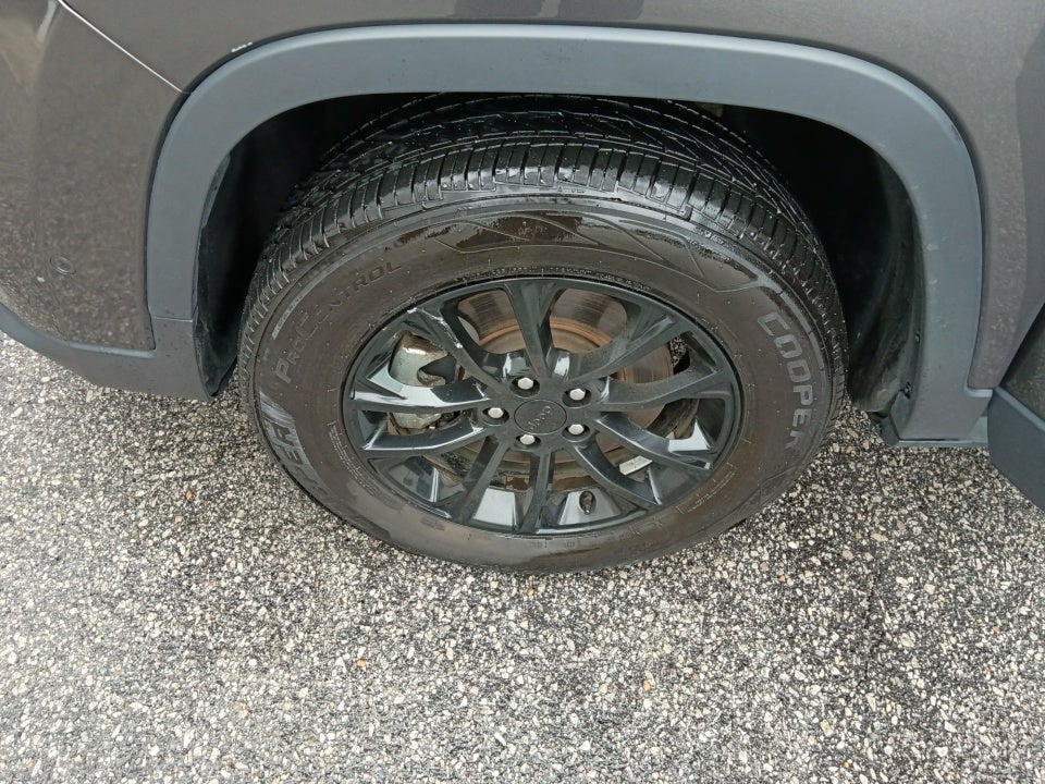 2023 Jeep Cherokee Altitude Lux 4x4