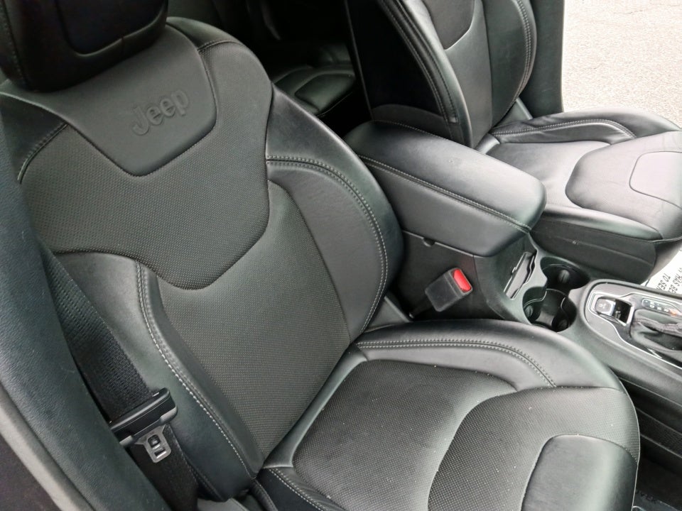 2023 Jeep Cherokee Altitude Lux 4x4
