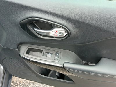 2023 Jeep Cherokee Altitude Lux 4x4