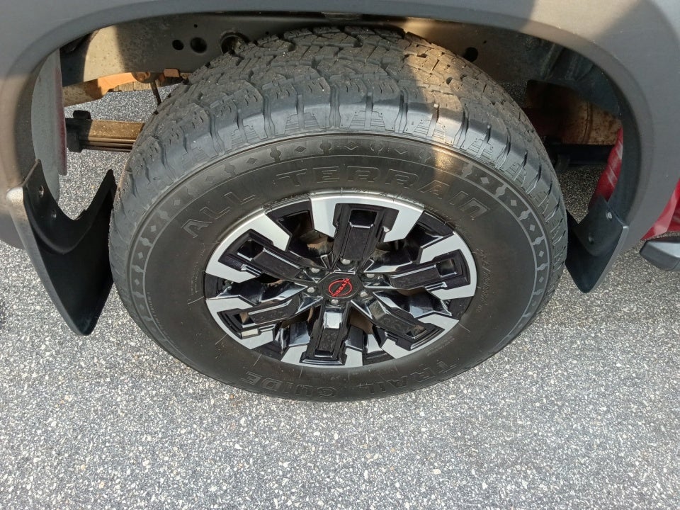 2022 Nissan Frontier Crew Cab PRO-4X 4x4