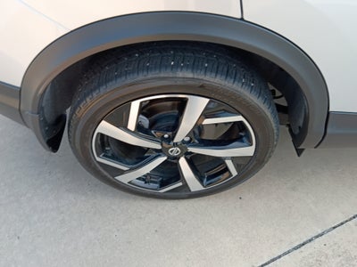 2021 Nissan Rogue Sport SL