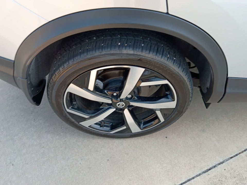 2021 Nissan Rogue Sport SL