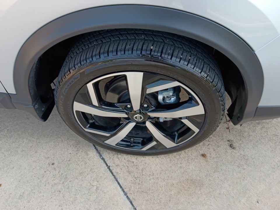 2021 Nissan Rogue Sport SL
