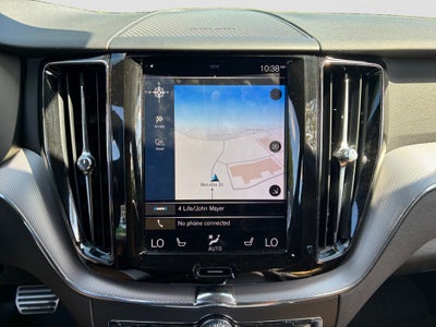2019 Volvo XC60 R-Design