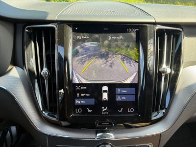 2019 Volvo XC60 R-Design