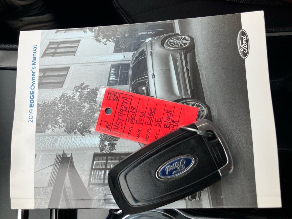 2019 Ford Edge SE