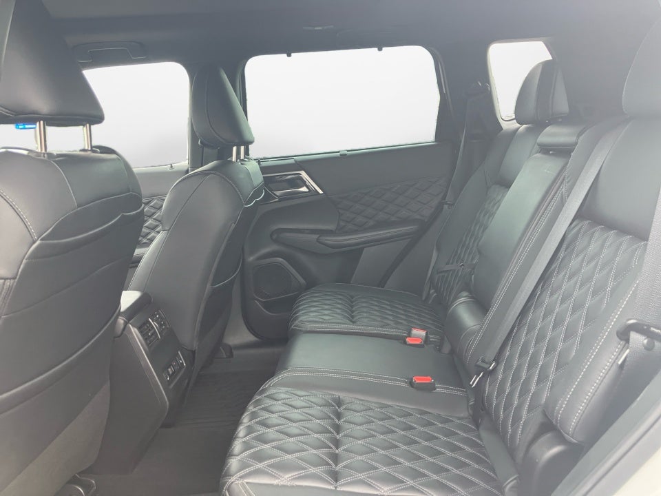 2023 Mitsubishi Outlander SEL