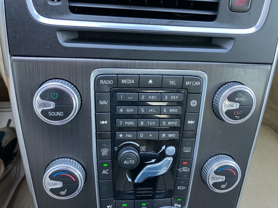 2015 Volvo S60 T5 Drive-E Premier