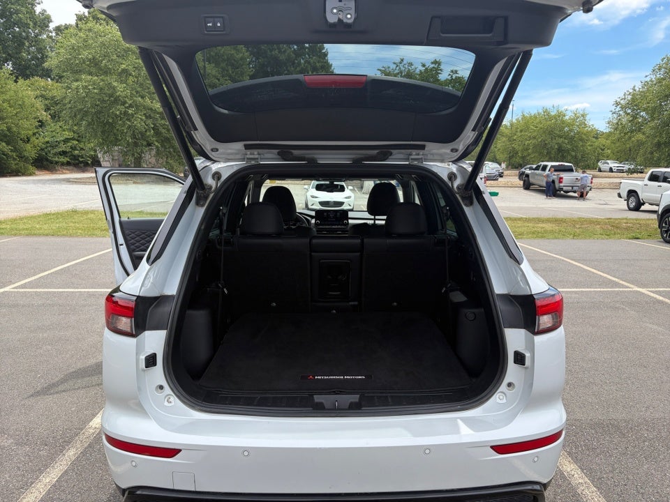2023 Mitsubishi Outlander SEL