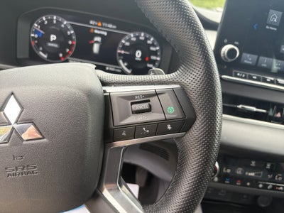 2023 Mitsubishi Outlander SEL