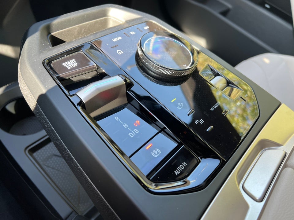 2024 BMW iX xDrive50