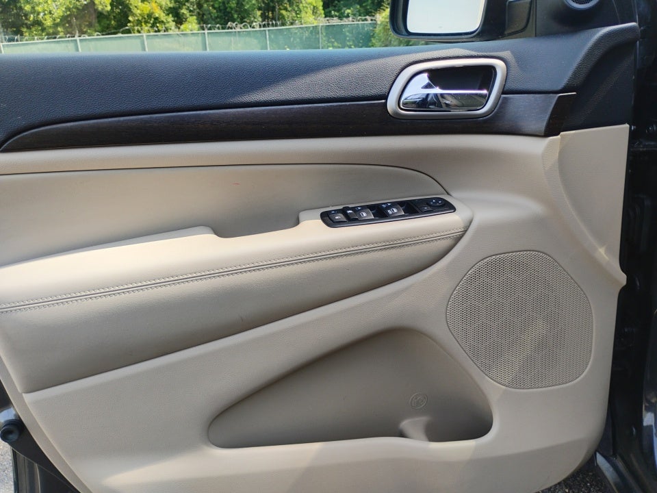 2015 Jeep Grand Cherokee Laredo