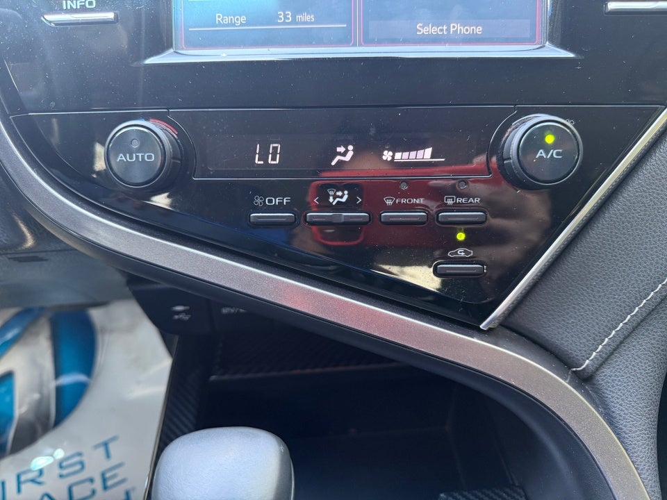 2018 Toyota Camry SE