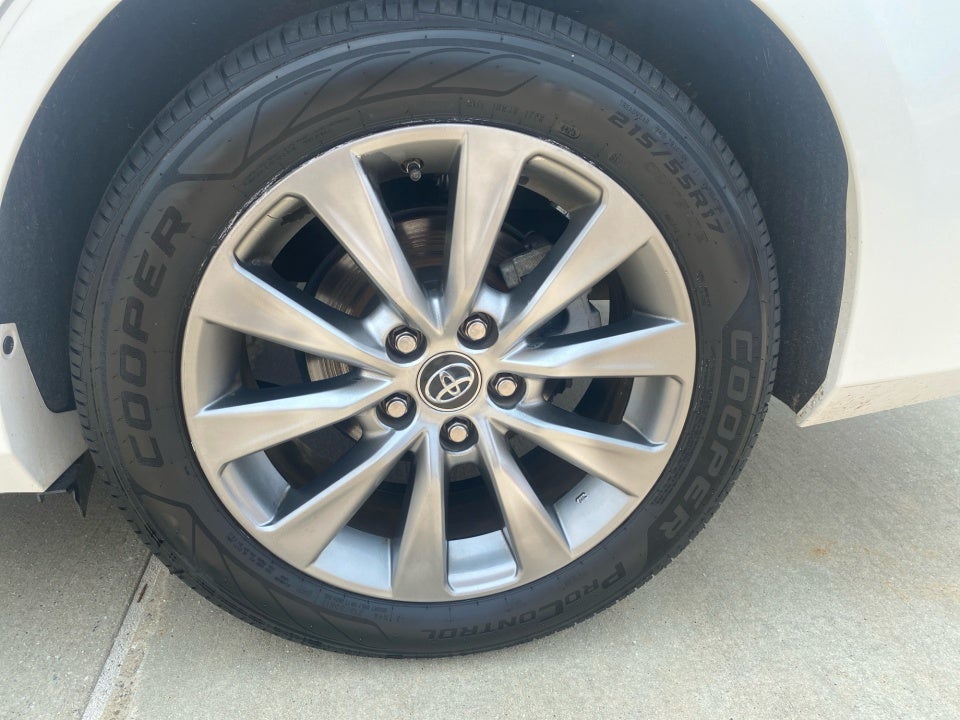 2017 Toyota Camry XLE V6