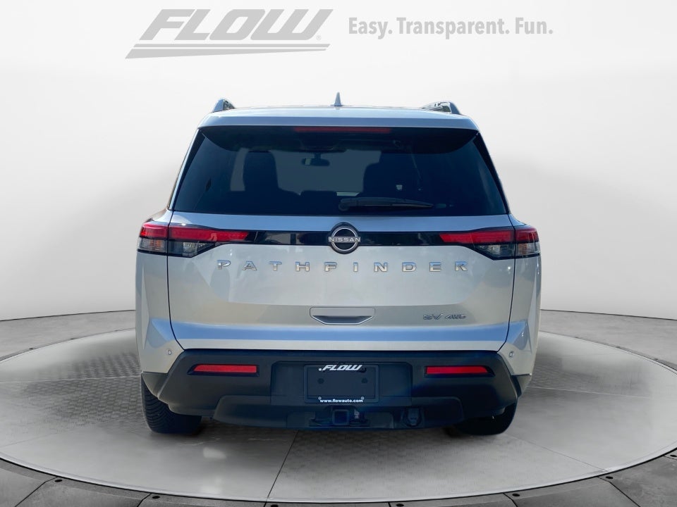 2022 Nissan Pathfinder SV