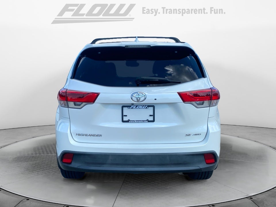 2017 Toyota Highlander SE