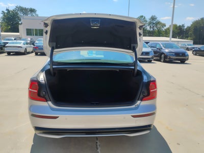2024 Volvo S60 Plus Dark Theme