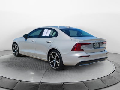 2024 Volvo S60 Plus Dark Theme