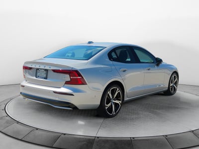 2024 Volvo S60 Plus Dark Theme