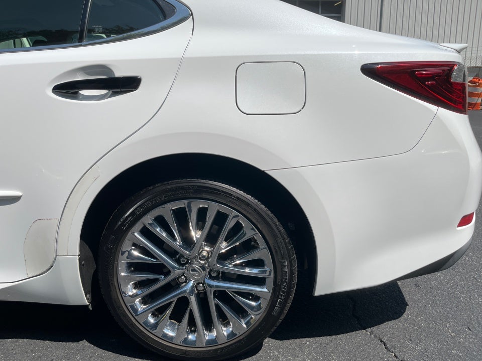 2015 Lexus ES 350 Crafted Line
