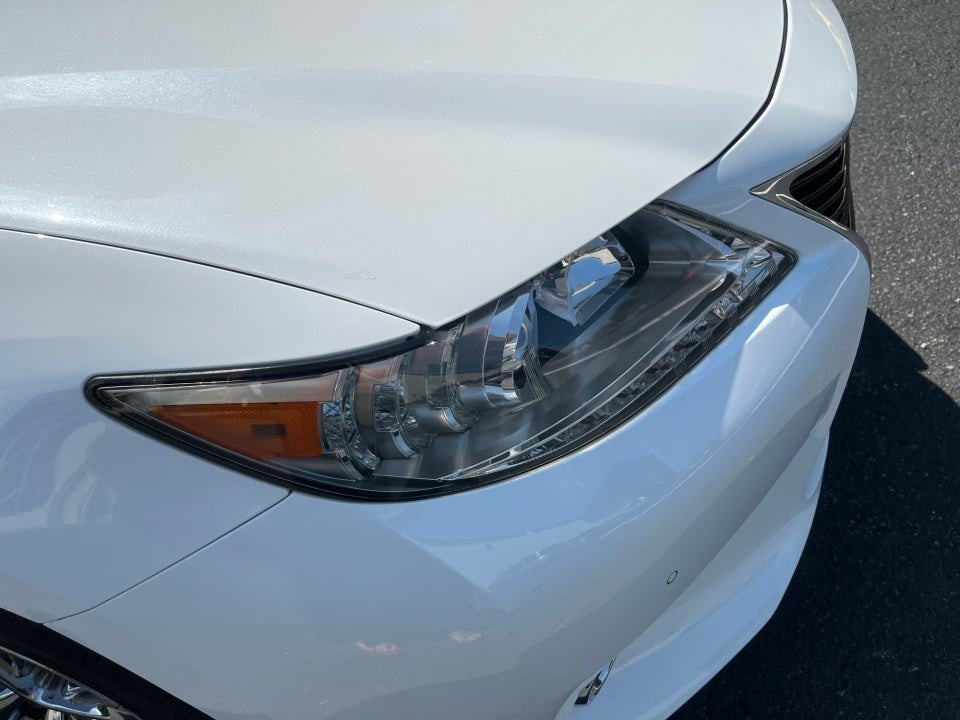 2015 Lexus ES 350 Crafted Line