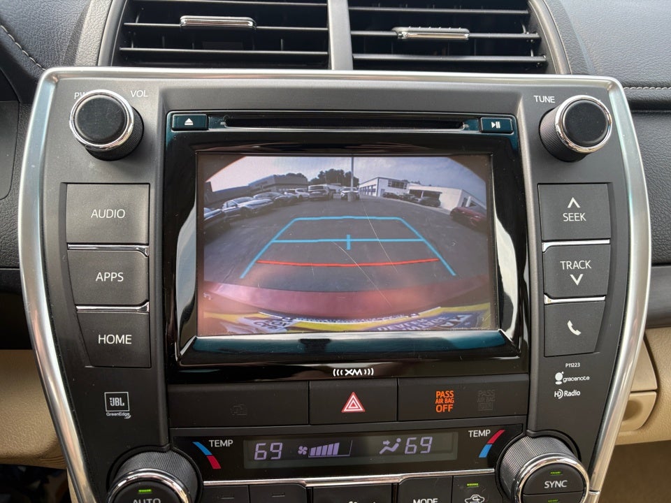 2017 Toyota Camry XLE