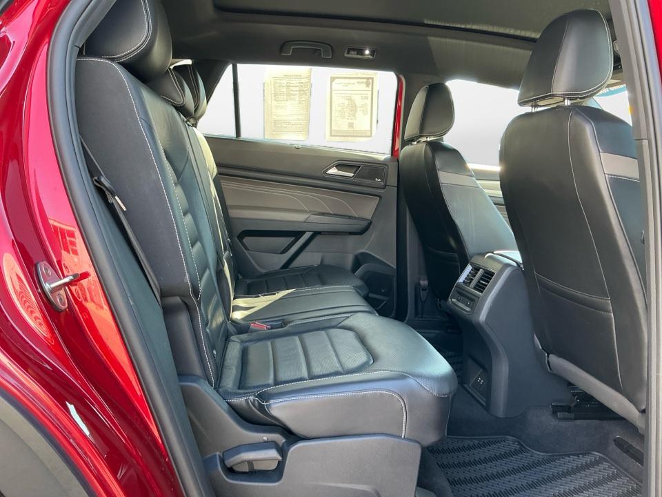 2022 Volkswagen Atlas Cross Sport 3.6L V6 SEL Premium R-Line