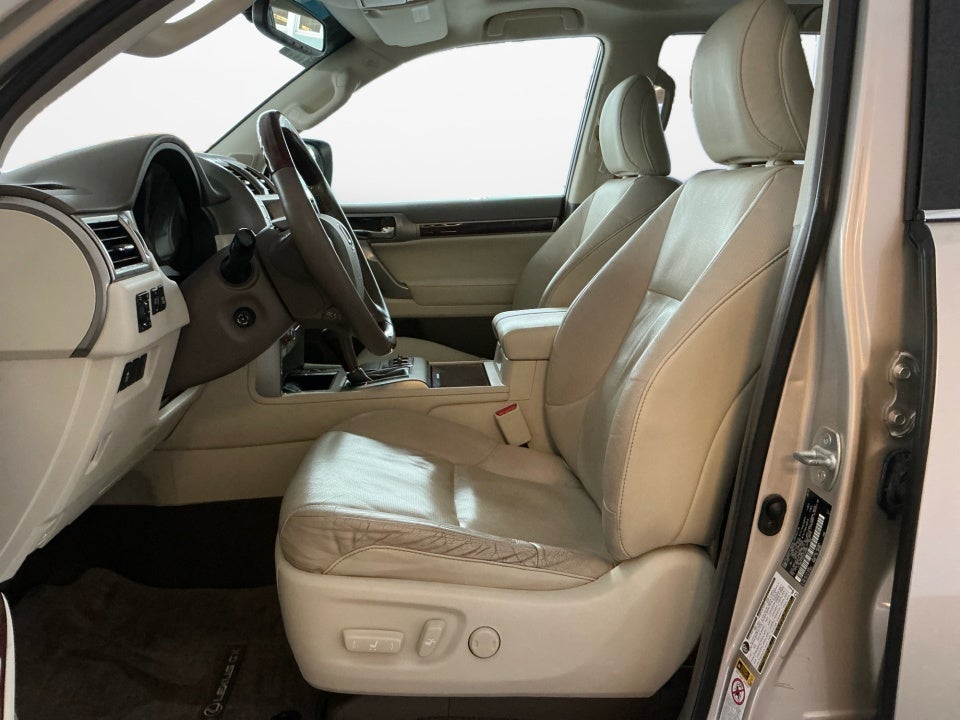 2016 Lexus GX 460 4WD 4dr