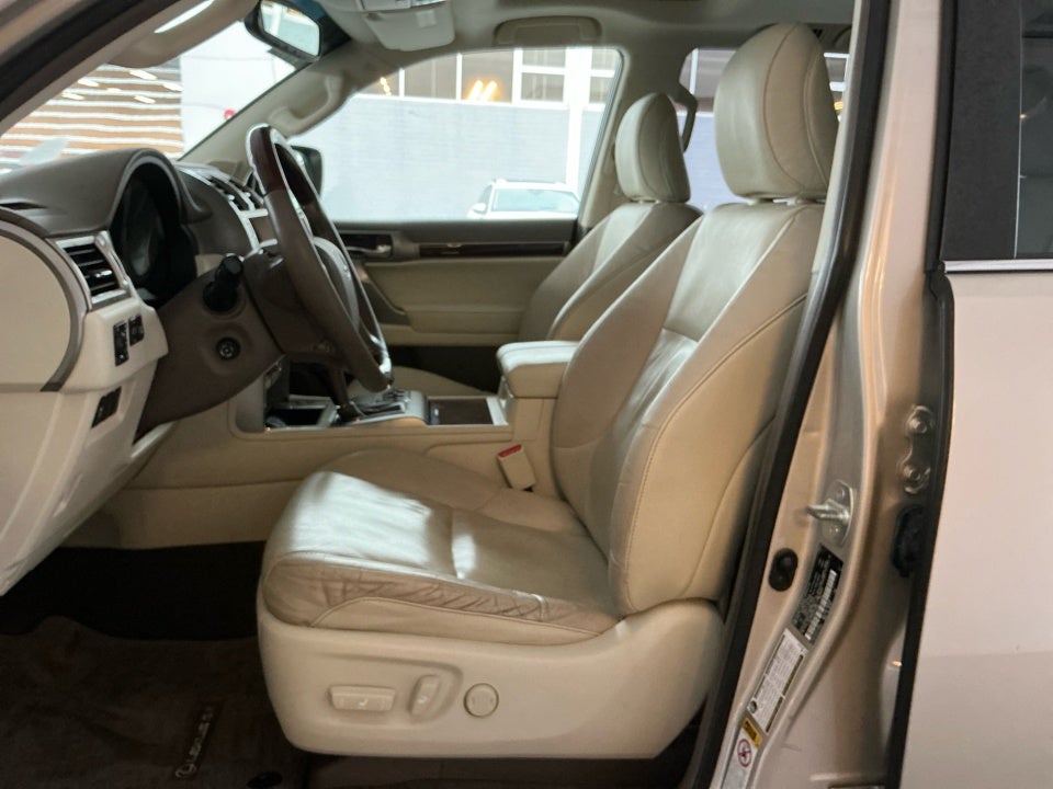 2016 Lexus GX 460 4WD 4dr