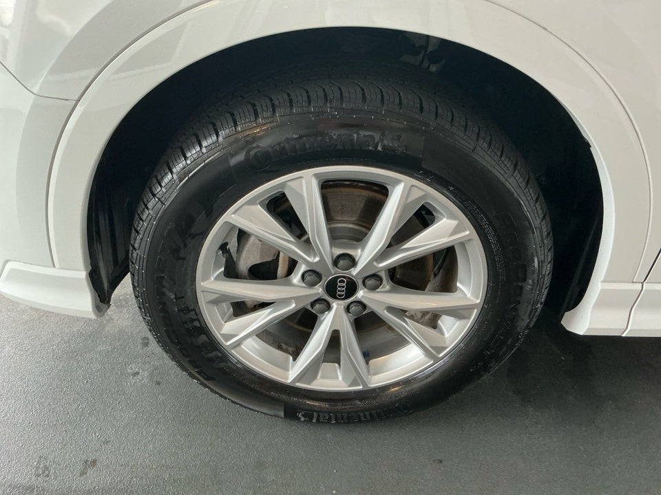 2022 Audi Q3 S line Premium