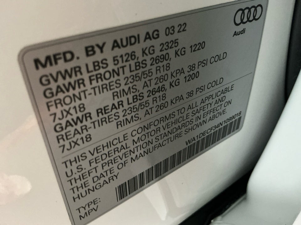 2022 Audi Q3 S line Premium