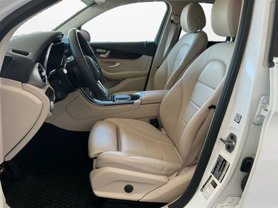 2022 Mercedes-Benz GLC 300 GLC 300