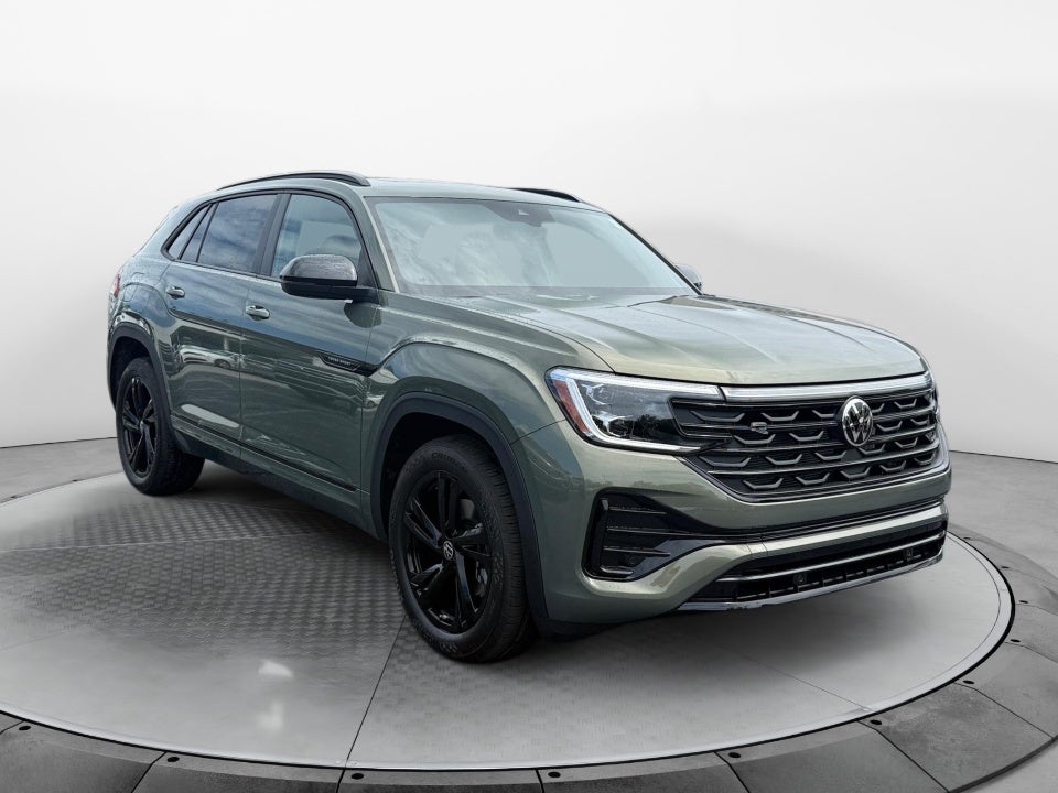 2026 Volkswagen Atlas Cross Sport 2.0T SEL R-Line Black