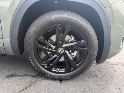 2026 Volkswagen Atlas Cross Sport 2.0T SEL R-Line Black
