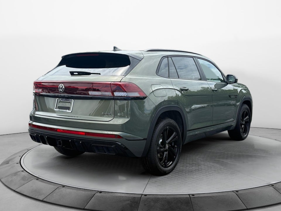 2026 Volkswagen Atlas Cross Sport 2.0T SEL R-Line Black