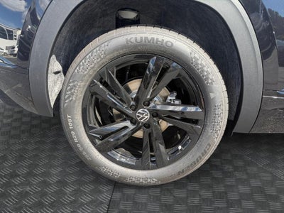 2026 Volkswagen Atlas Cross Sport 2.0T SEL R-Line Black