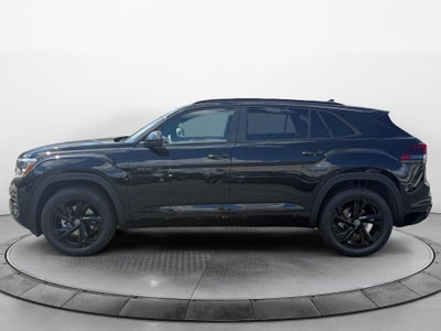 2026 Volkswagen Atlas Cross Sport 2.0T SEL R-Line Black