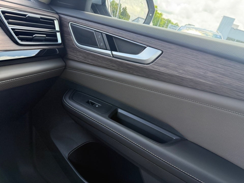 2026 Volkswagen Atlas SEL
